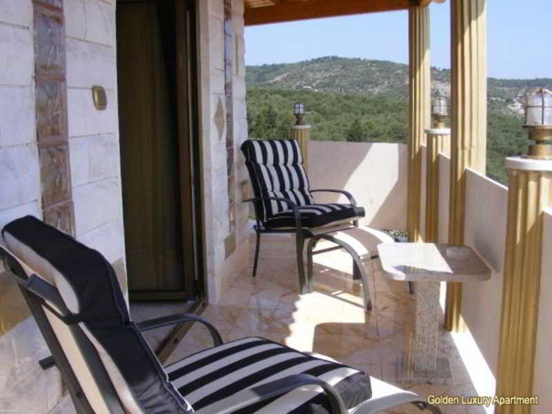 Paco'S Resort Gaios Exterior photo