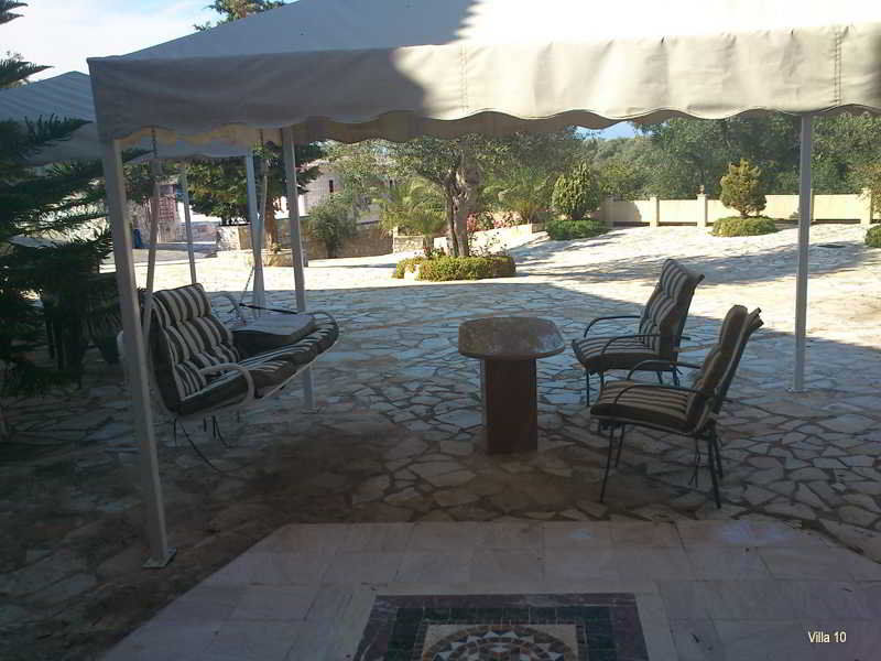 Paco'S Resort Gaios Exterior photo