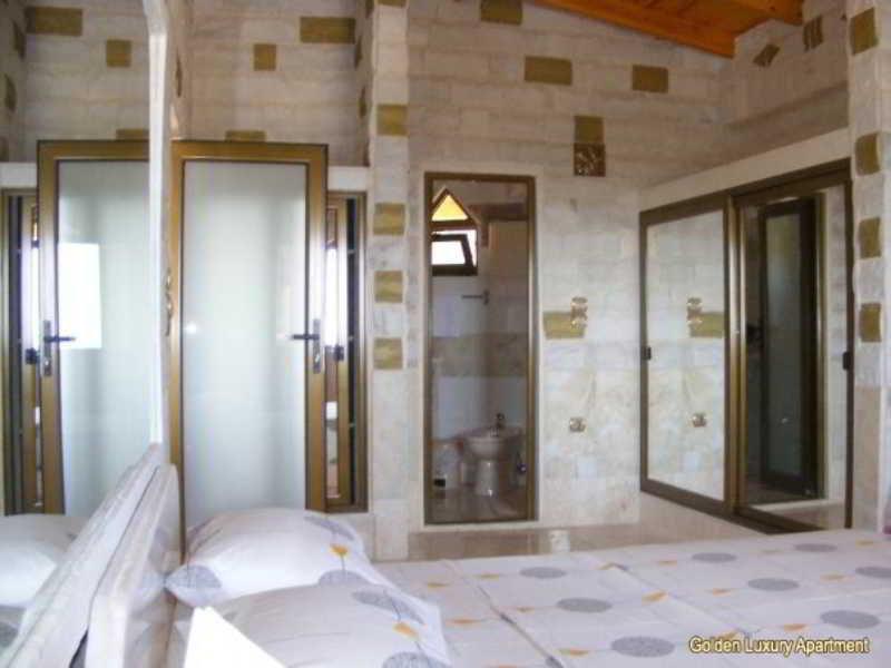 Paco'S Resort Gaios Exterior photo