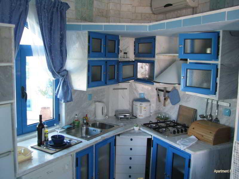 Paco'S Resort Gaios Exterior photo
