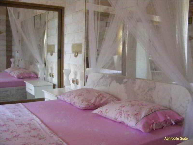 Paco'S Resort Gaios Exterior photo