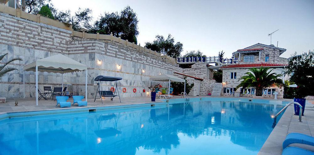 Paco'S Resort Gaios Exterior photo